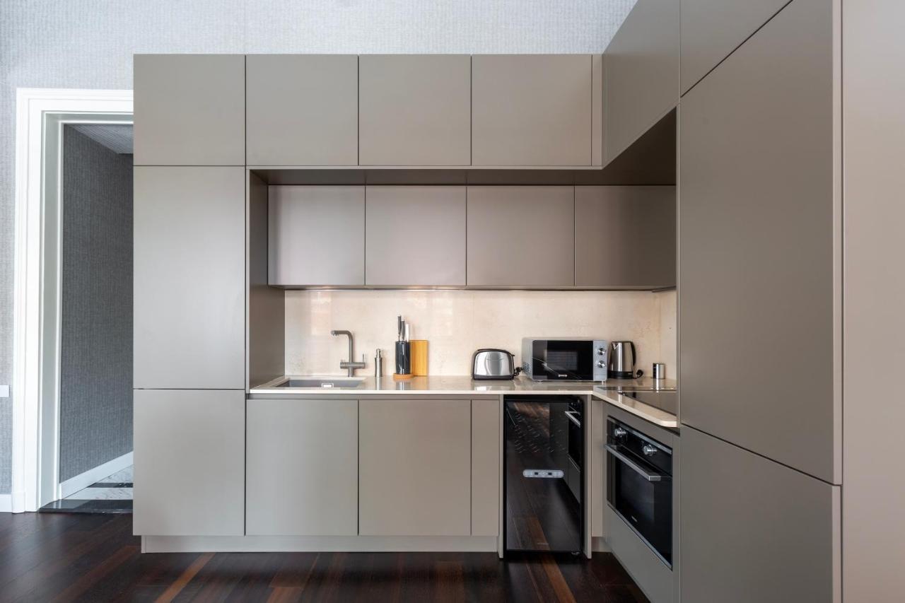 Luxury Apartment With Balcony Next To The New York Cafe Budapest Luaran gambar
