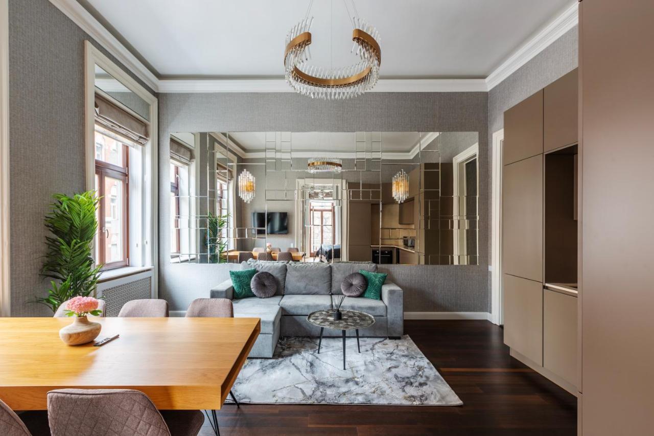 Luxury Apartment With Balcony Next To The New York Cafe Budapest Luaran gambar